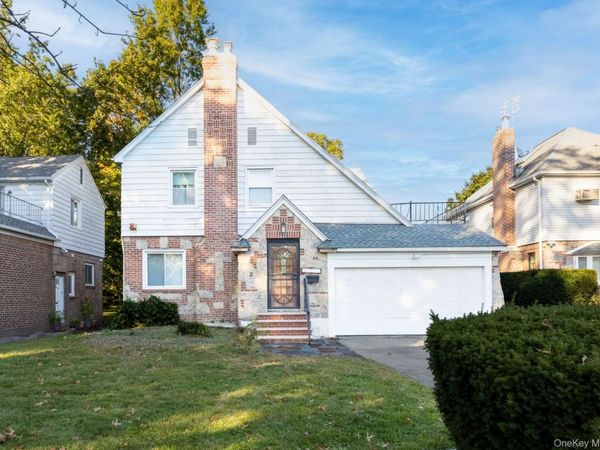 186-33 Henley Road , Jamaica Estates, NY 11432