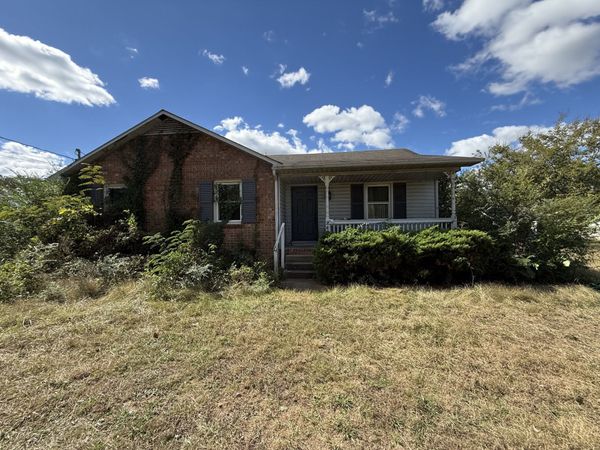 2639 Reynolds Dr , Murfreesboro, TN 37129