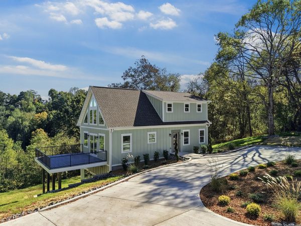 272 Davidson Rd , Smithville, TN 37166
