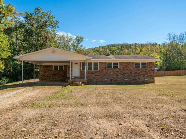 2480 Mountain Pine Road, Hot Springs, AR 71913