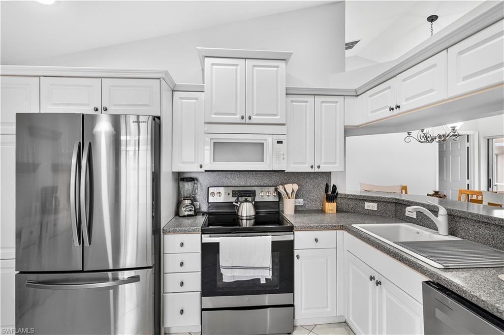 8920 Cascades Isle Blvd, Estero, FL 33928 Photo