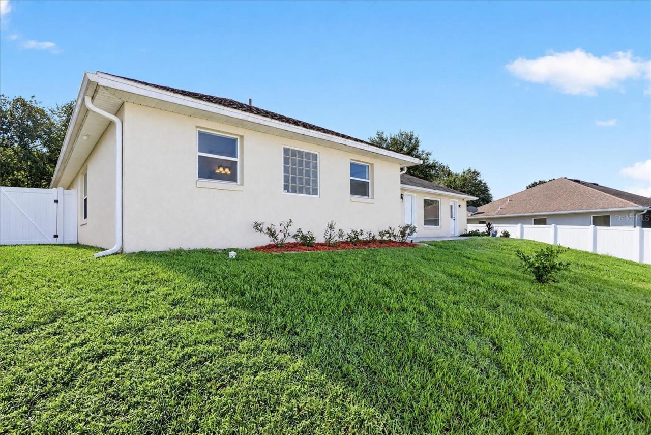 1254 N Ridge Boulevard, Clermont, FL 34711 Photo