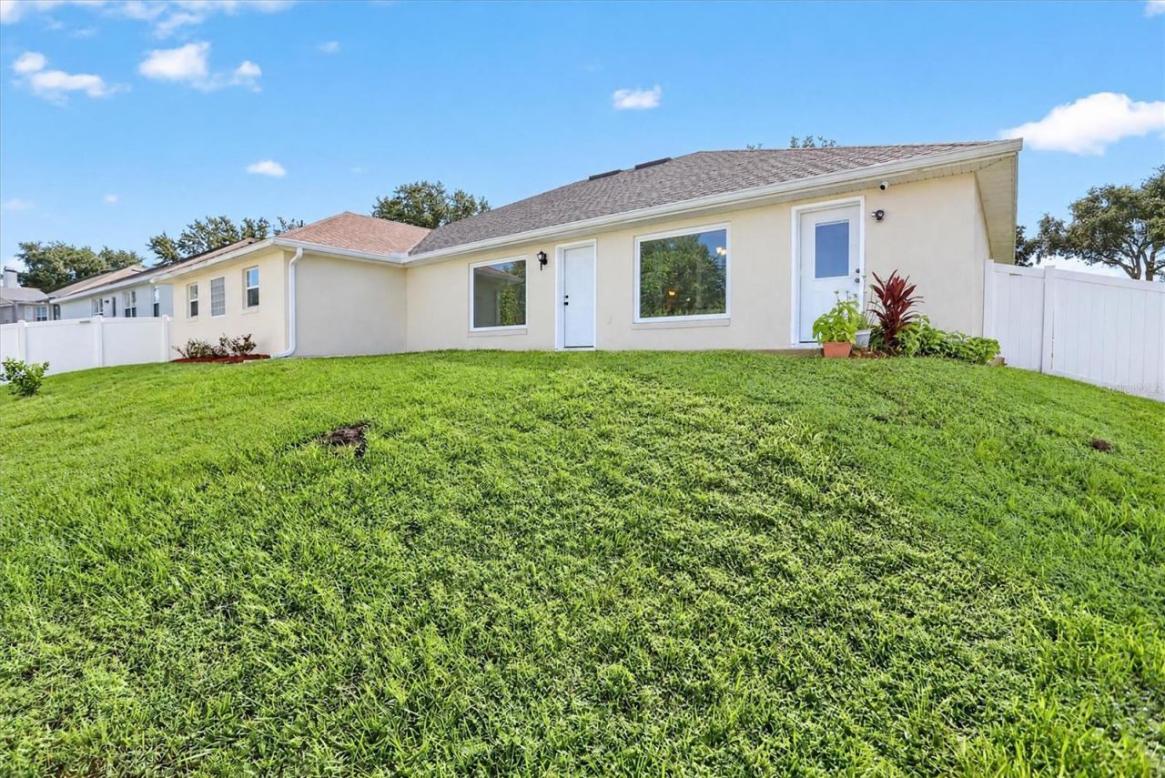 1254 N Ridge Boulevard, Clermont, FL 34711 Photo