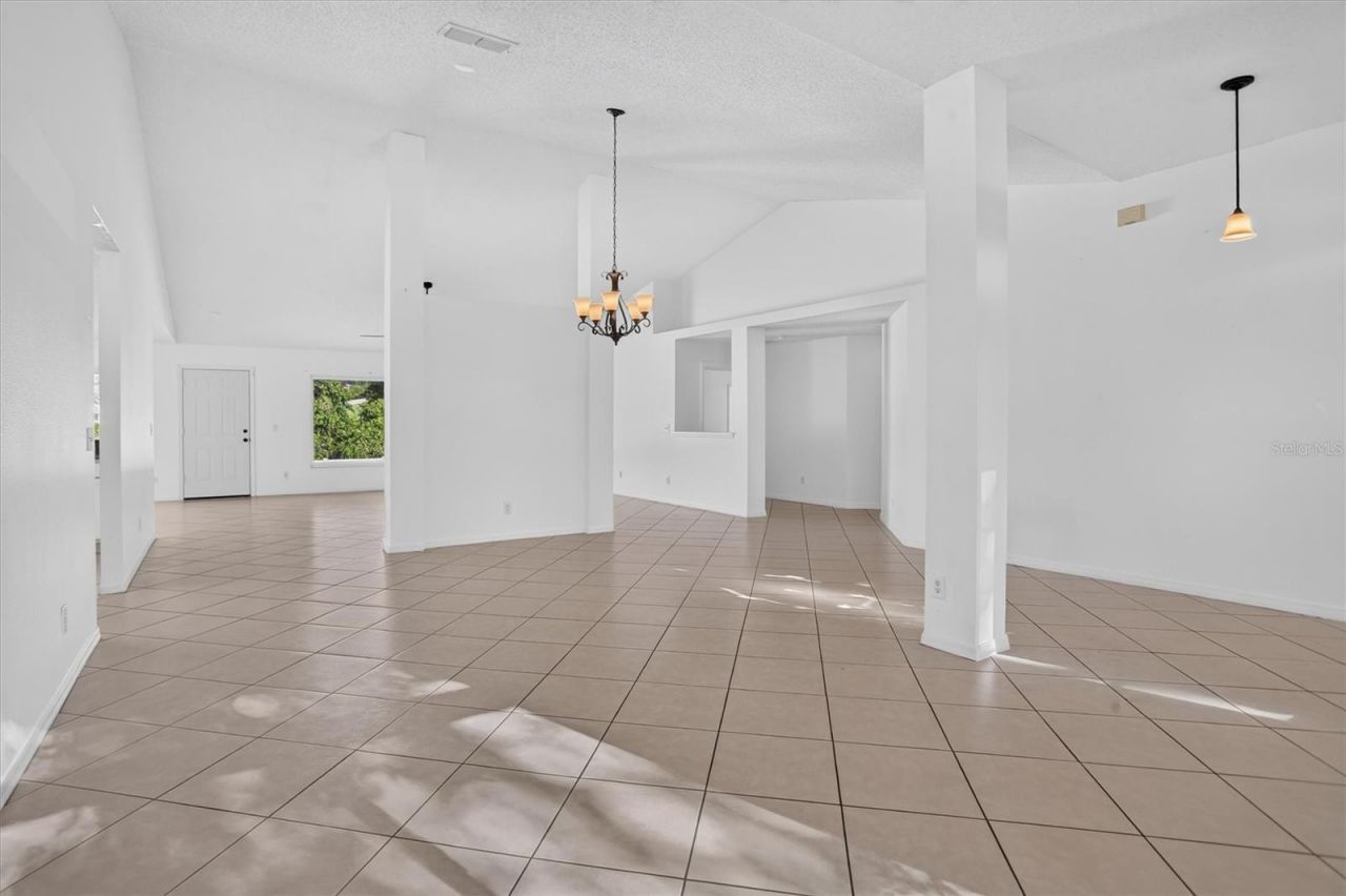 1254 N Ridge Boulevard, Clermont, FL 34711 Photo