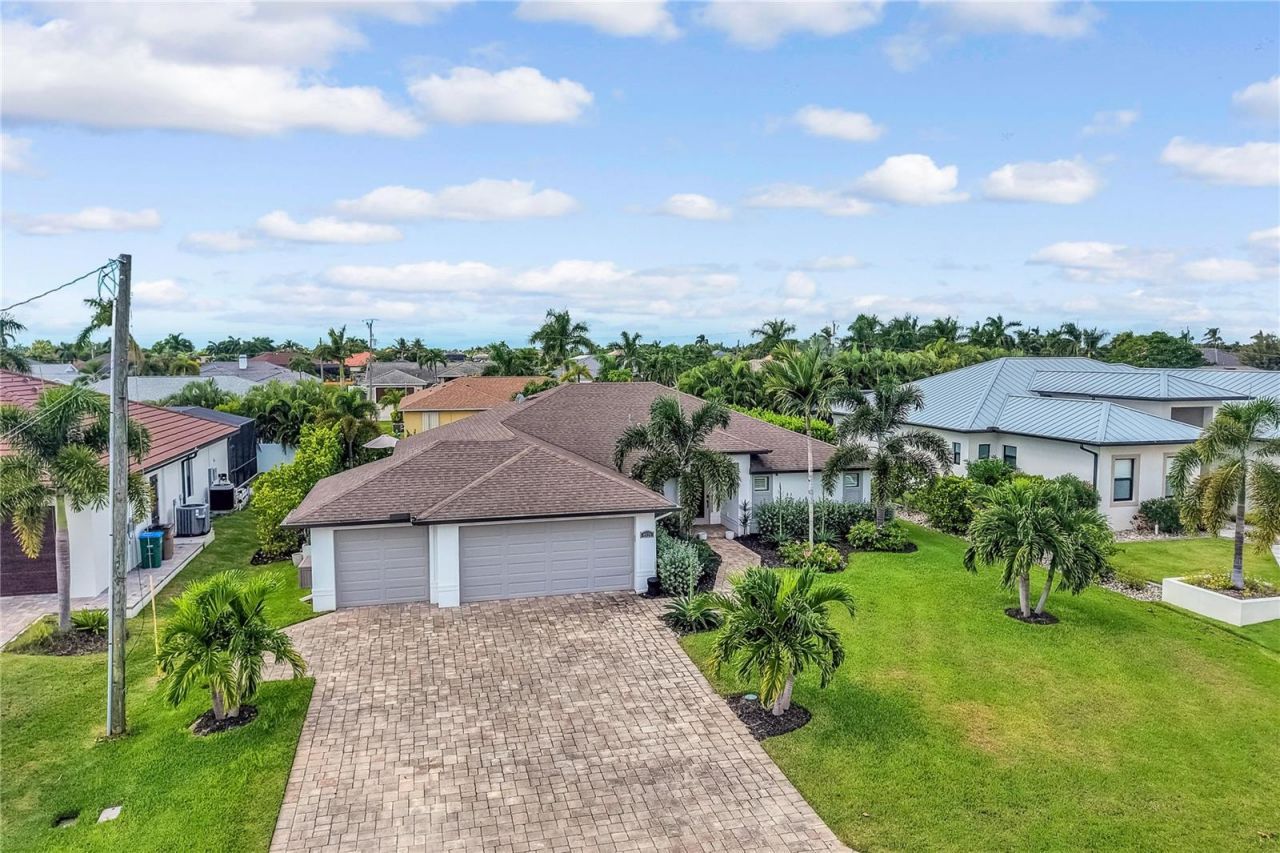 4934 Agualinda Boulevard , Cape Coral, FL 33914 Photo