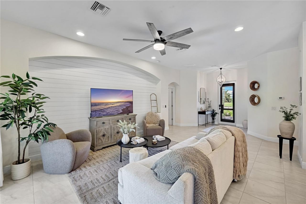 4934 Agualinda Boulevard , Cape Coral, FL 33914 Photo