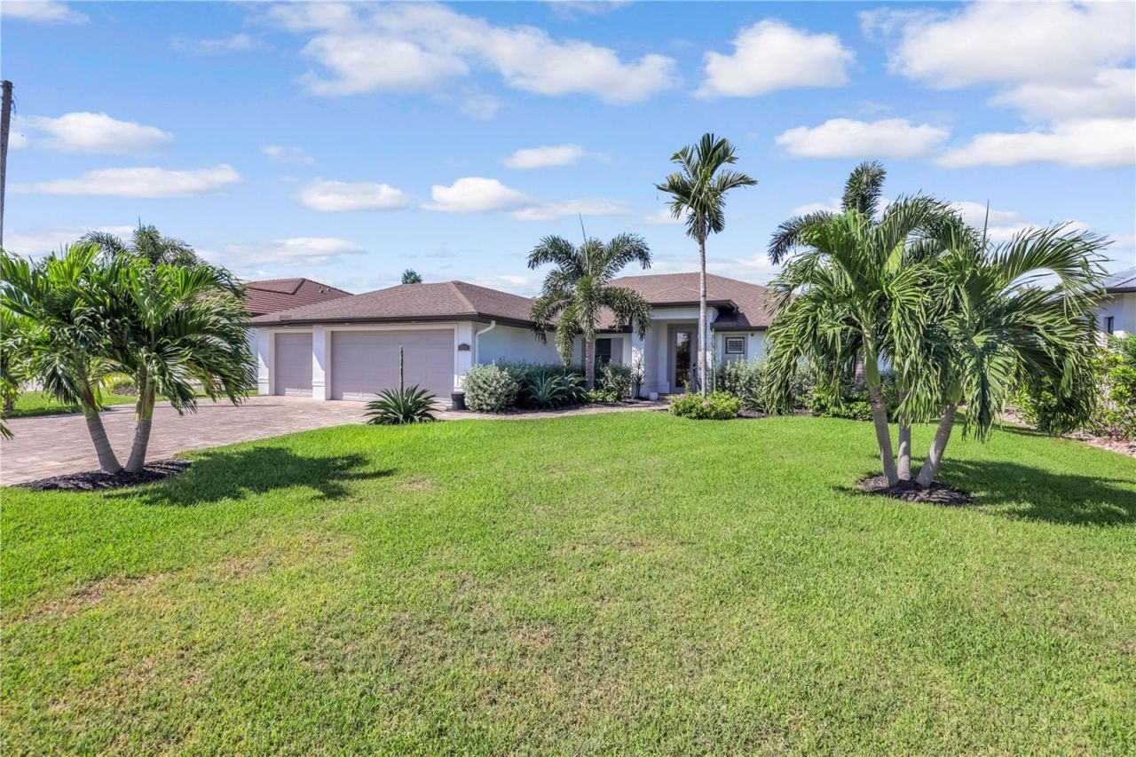 4934 Agualinda Boulevard , Cape Coral, FL 33914 Photo