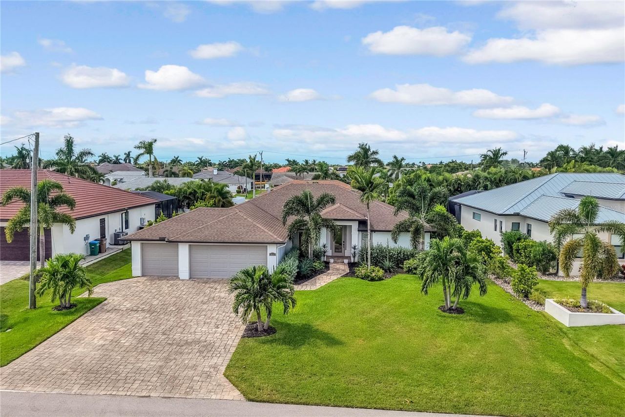 4934 Agualinda Boulevard , Cape Coral, FL 33914 Photo