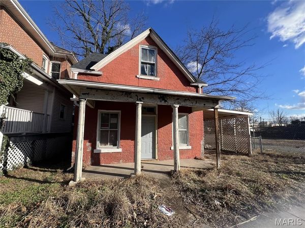 32 N Ellis Street , Cape Girardeau, MO 63701