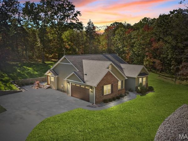 6576 S Lakeshore Drive, Hillsboro, MO 63050