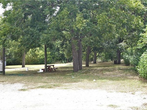 310 Highway 290 #D Highway W, Unit D, Elgin, TX 78621
