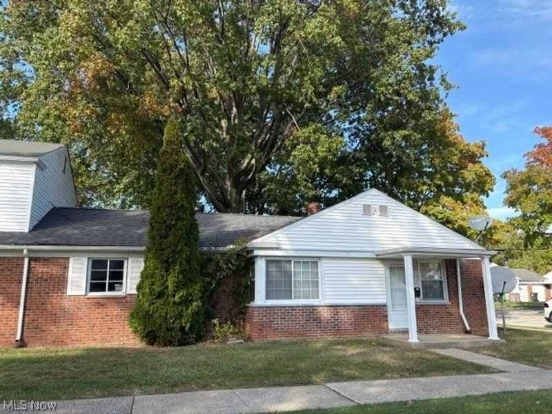 272 E 235th Street, Euclid, OH 44123 Photo 17