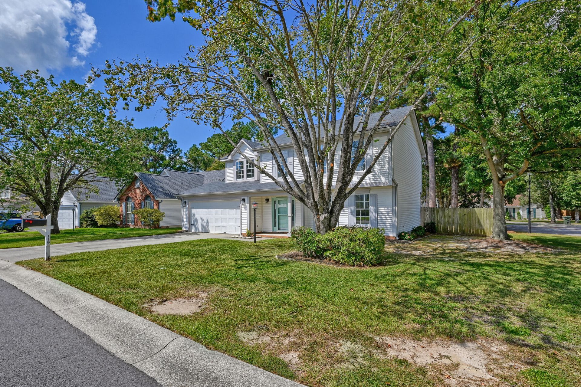 119 Kingsbridge Drive Photo 16