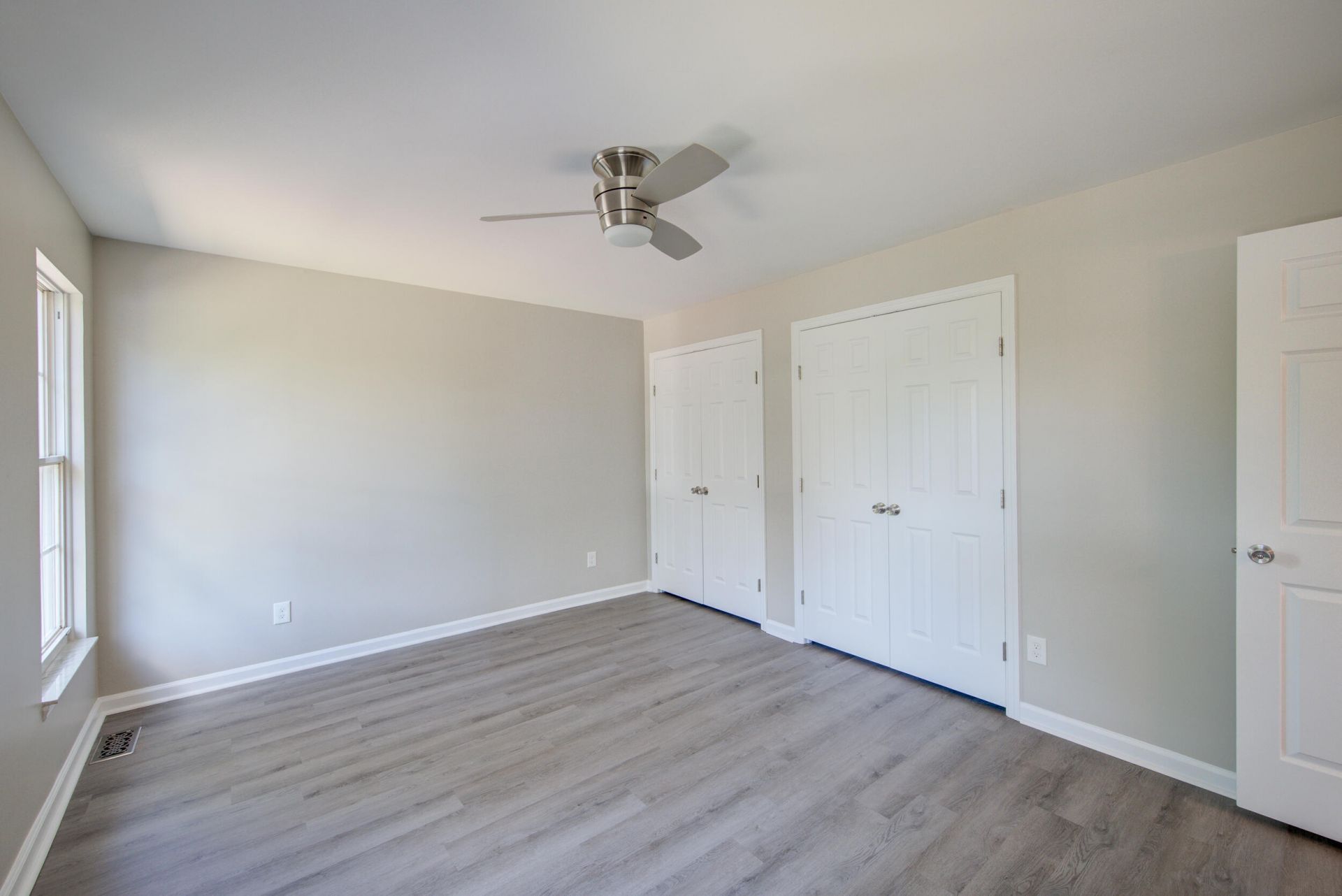 119 Kingsbridge Drive Photo 24