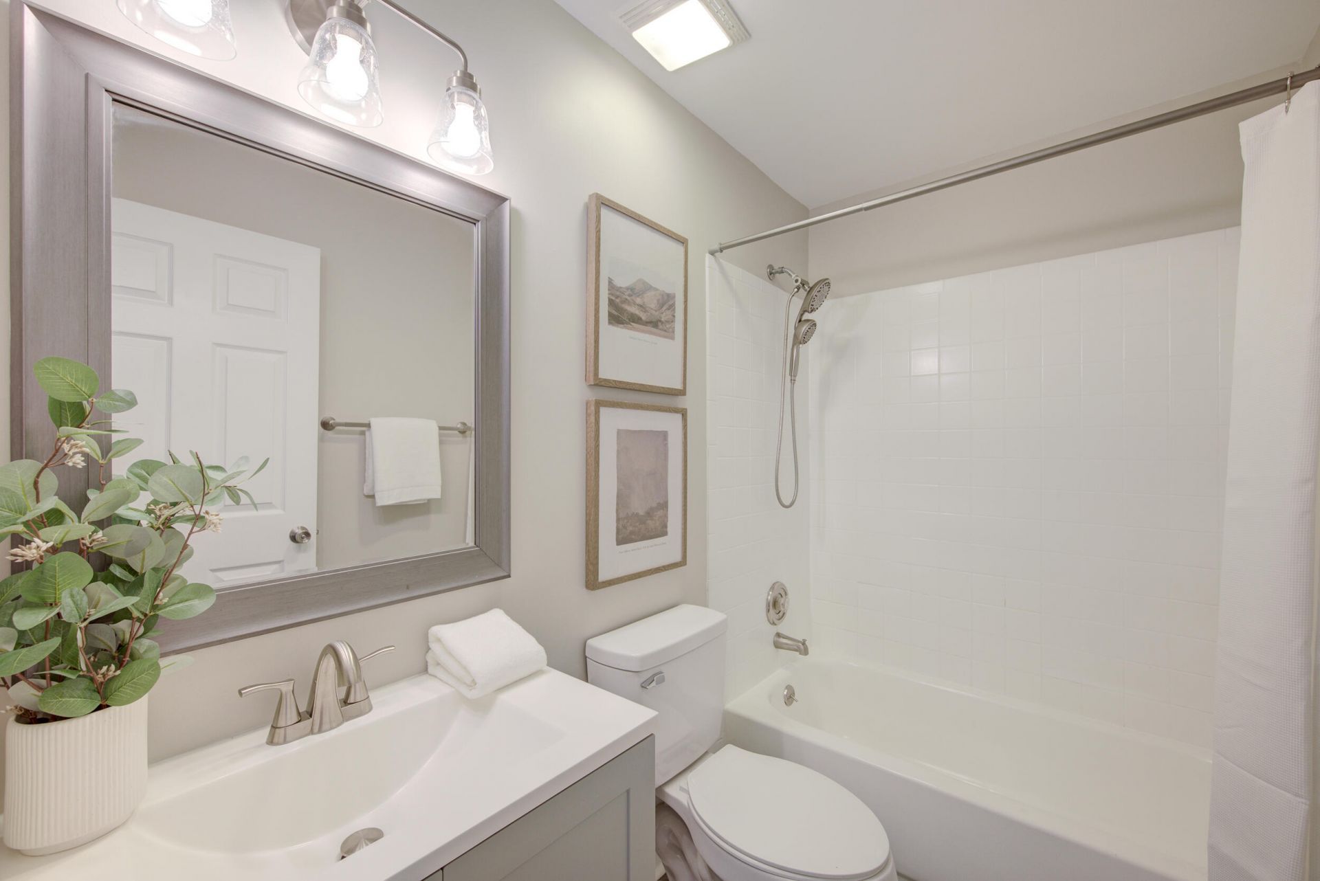 119 Kingsbridge Drive Photo 28