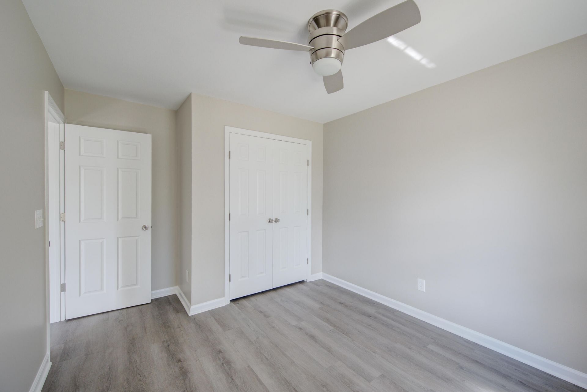 119 Kingsbridge Drive Photo 31