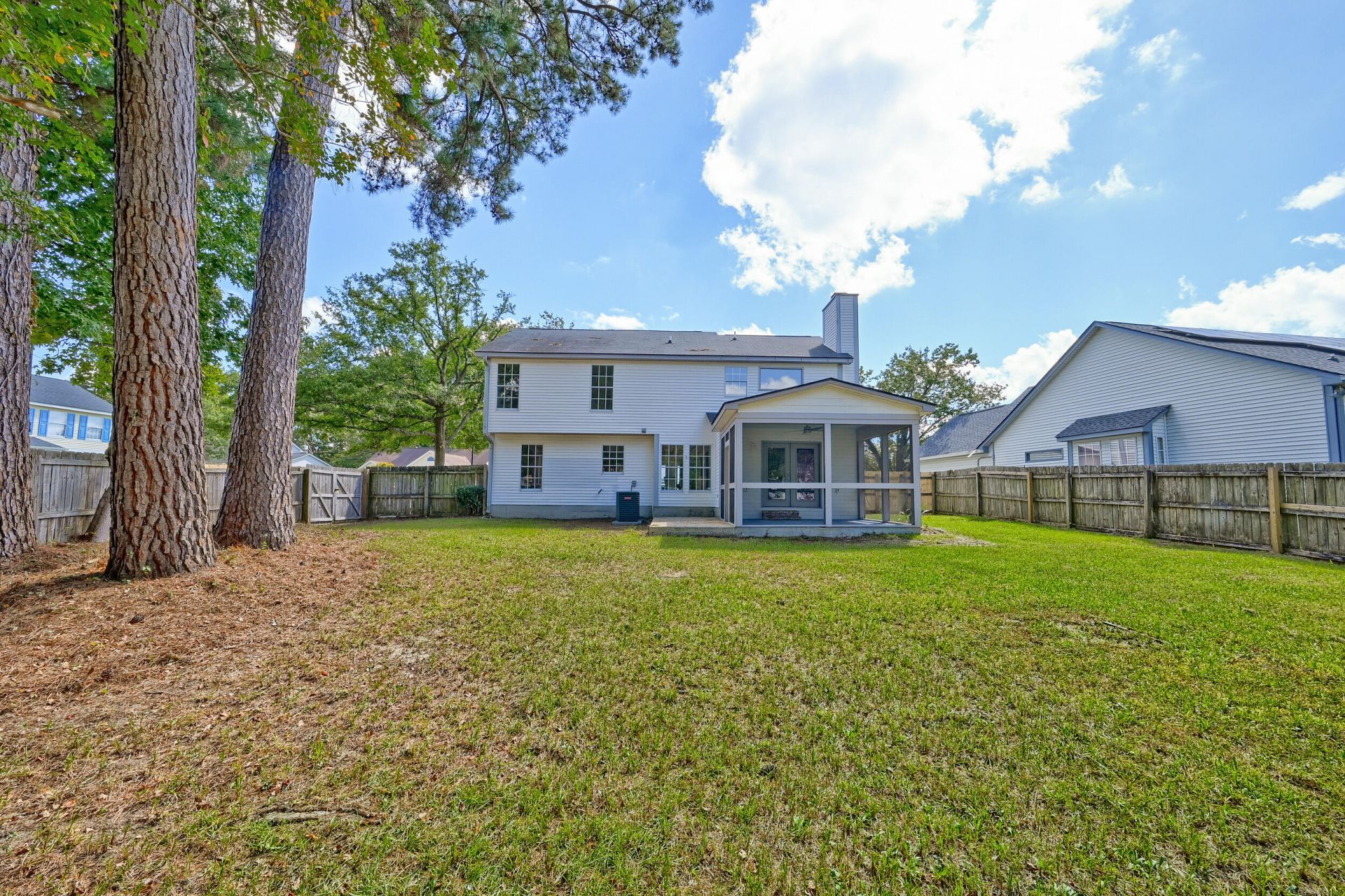119 Kingsbridge Drive Photo 32