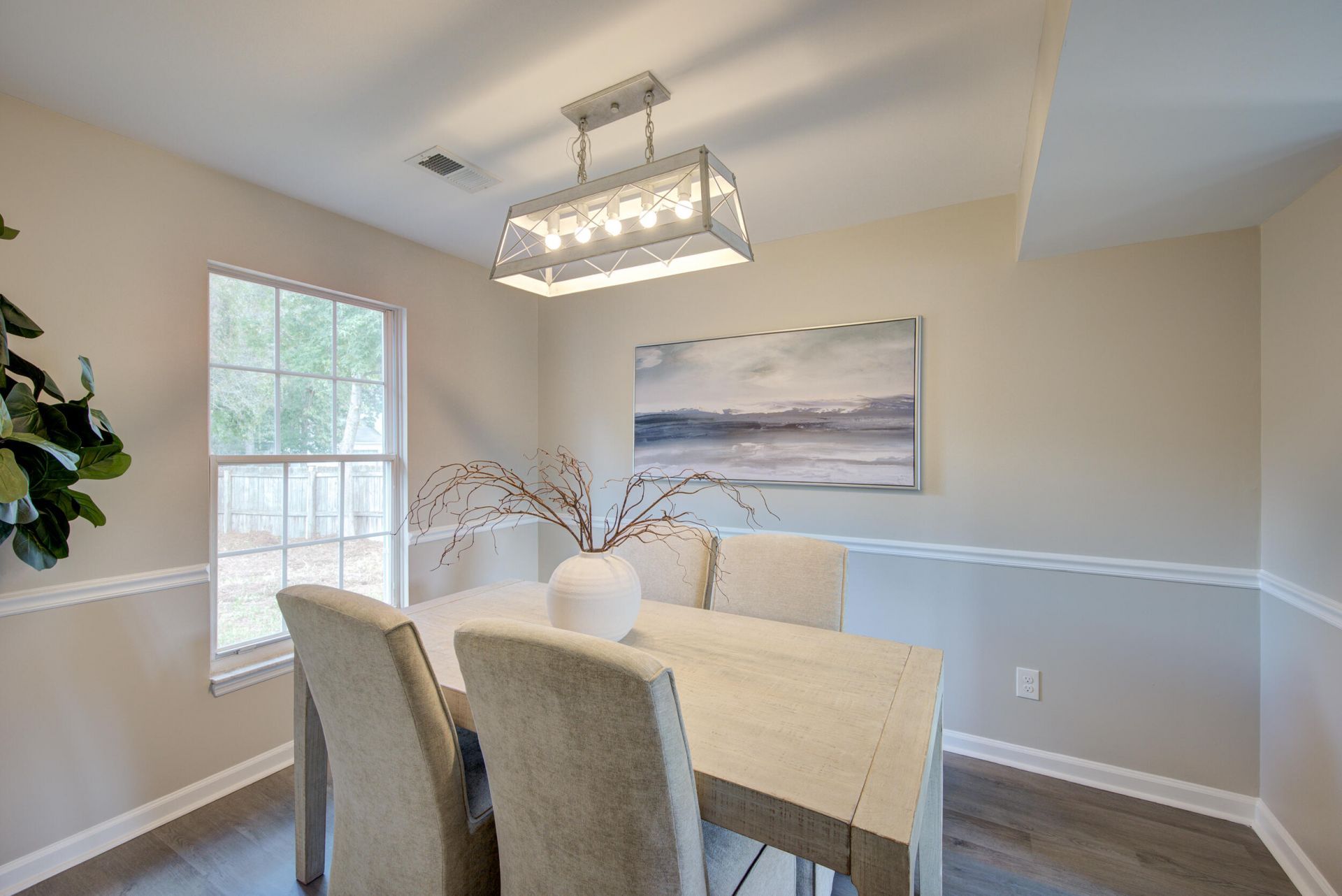 119 Kingsbridge Drive Photo 6