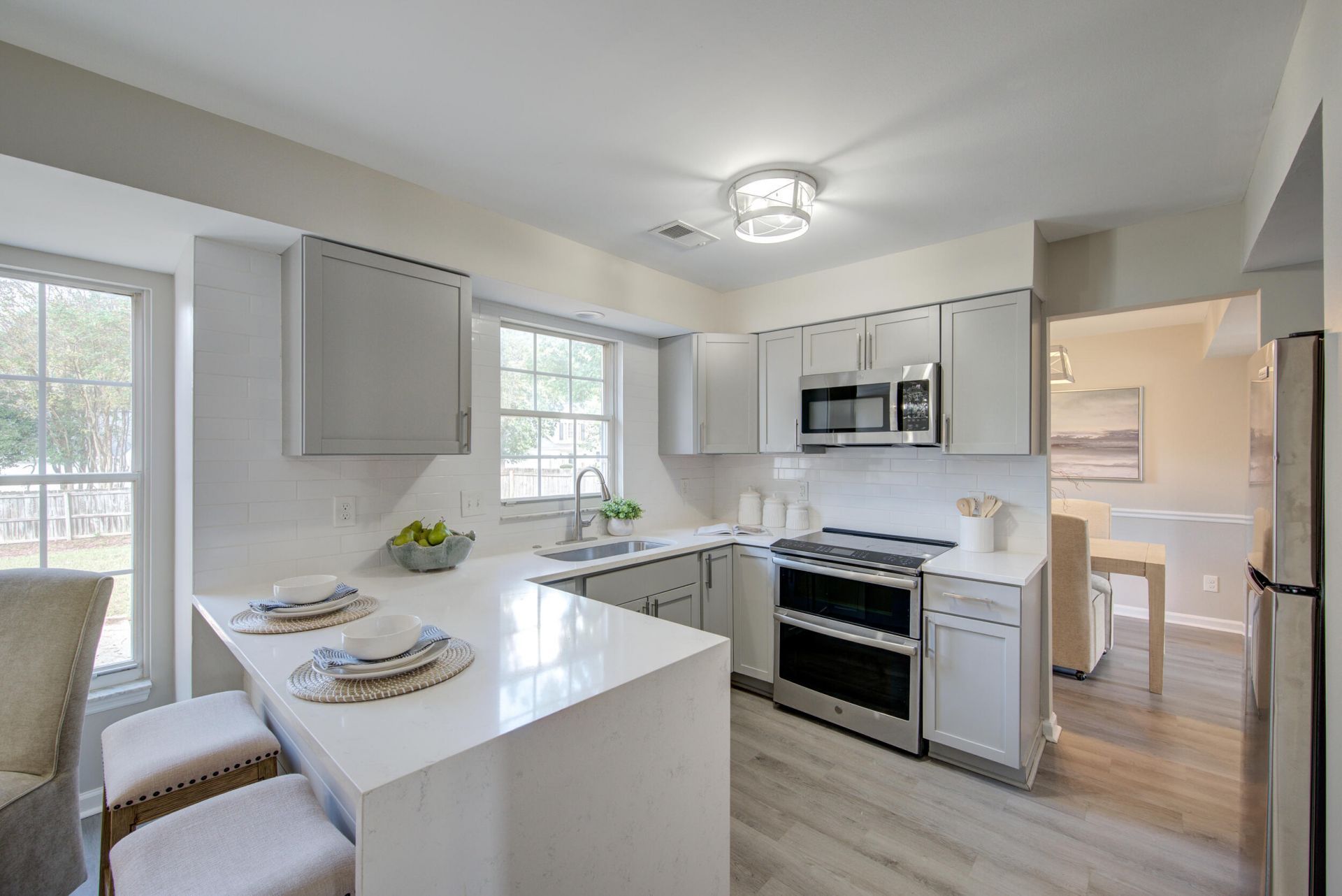 119 Kingsbridge Drive Photo 7