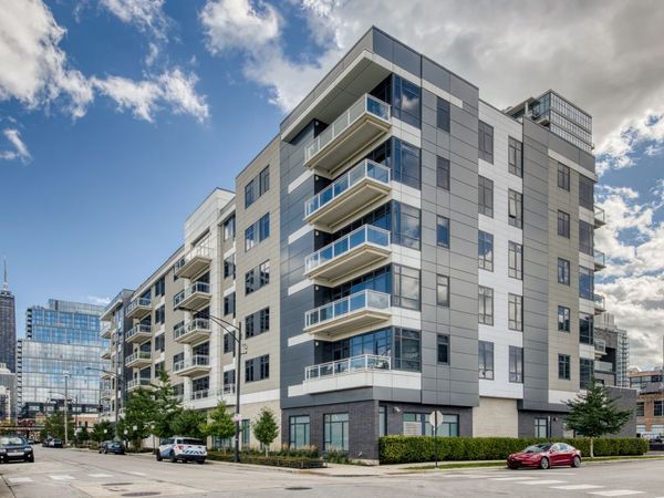 367 W Locust Street, Unit 507, Chicago, IL 60610