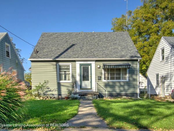 1123 Westmoreland Avenue, Lansing, MI 48915