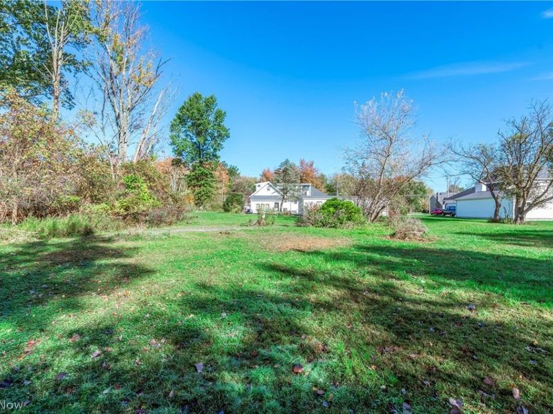 27087 Cook Road, Olmsted Township, OH 44138 Photo 9
