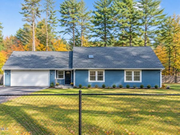 24 Peggy Ann Road, Queensbury, NY 12804