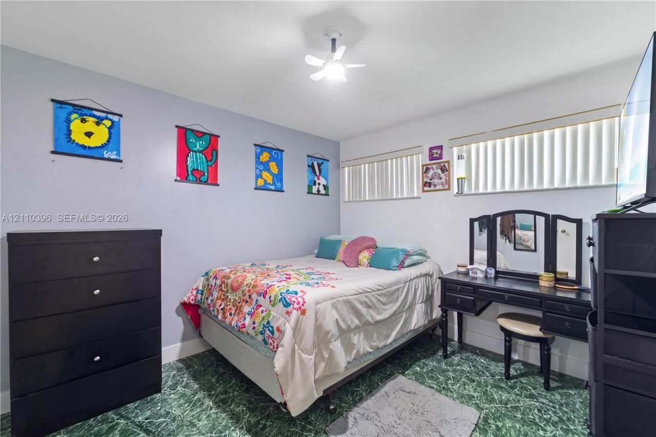 9182 NW 112th Ter , Hialeah Gardens, FL 33018 Photo