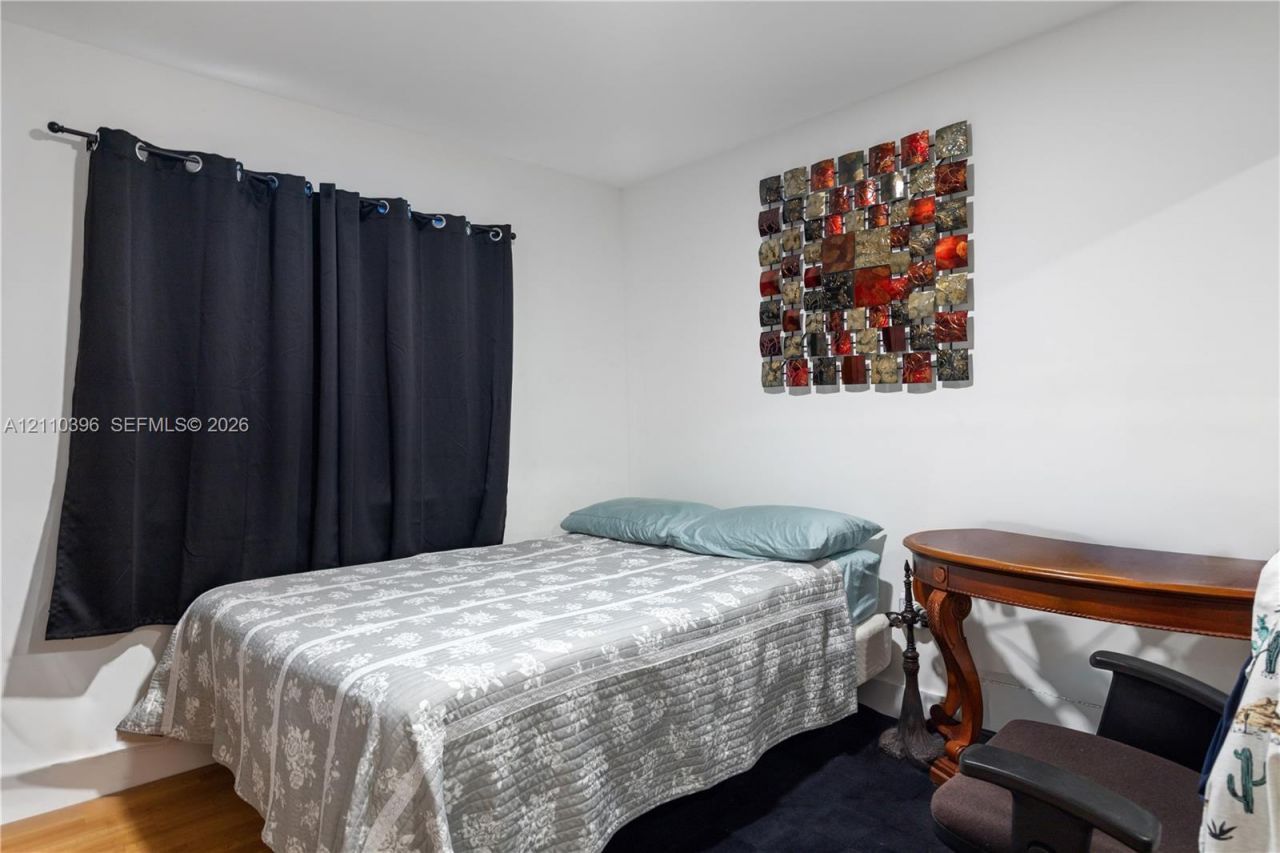 9182 NW 112th Ter , Hialeah Gardens, FL 33018 Photo