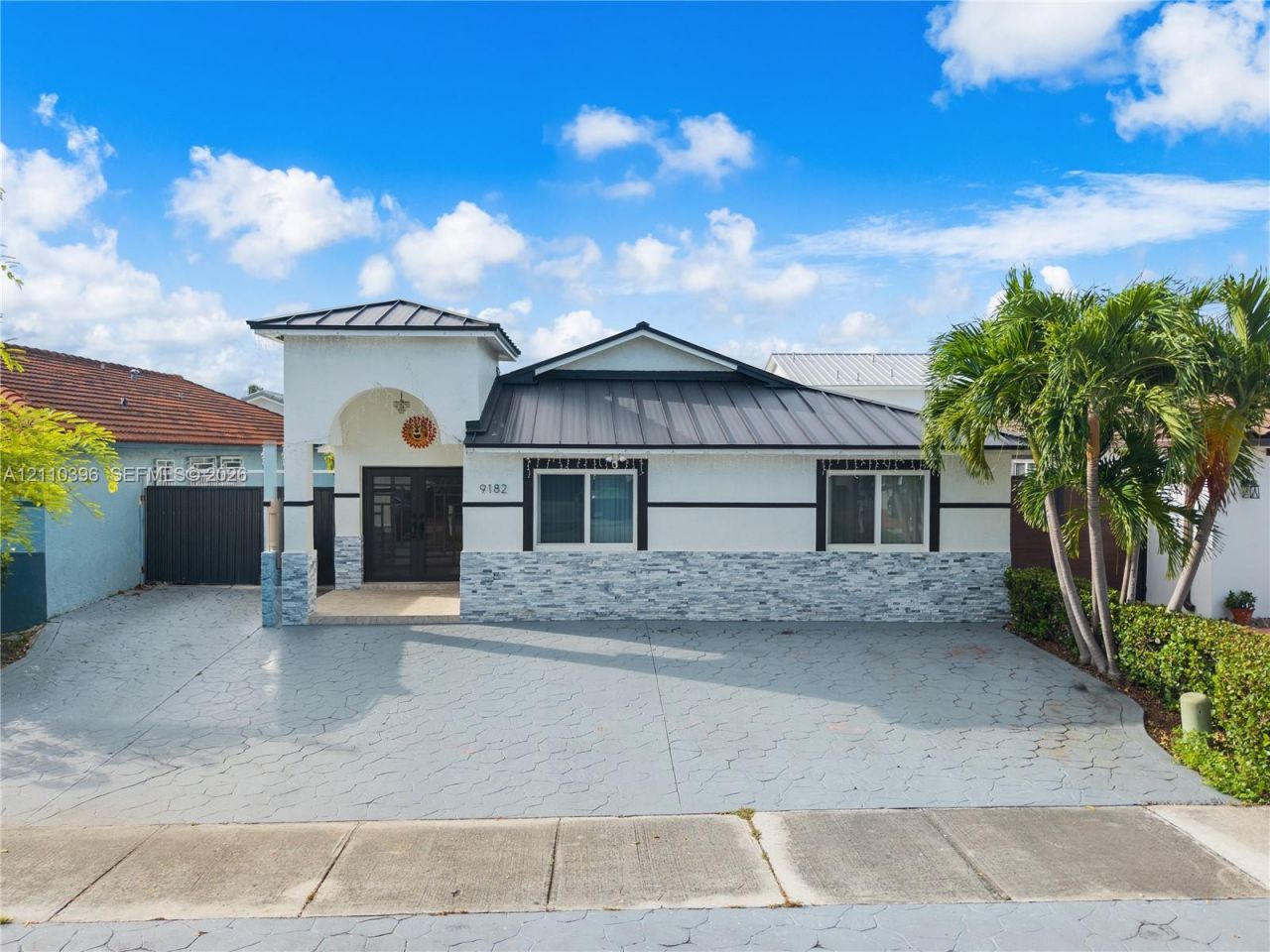 9182 NW 112th Ter , Hialeah Gardens, FL 33018 Photo