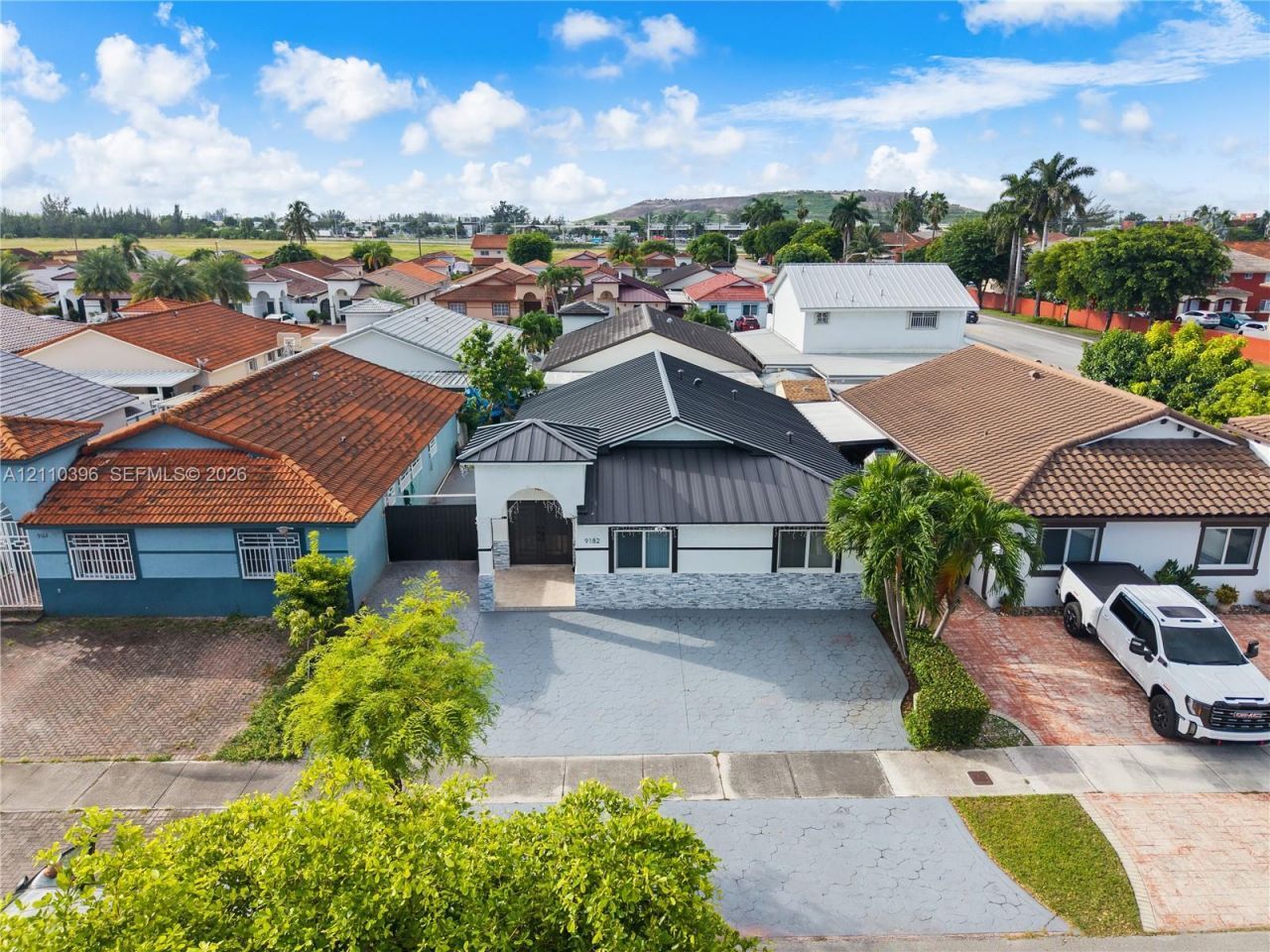 9182 NW 112th Ter , Hialeah Gardens, FL 33018 Photo