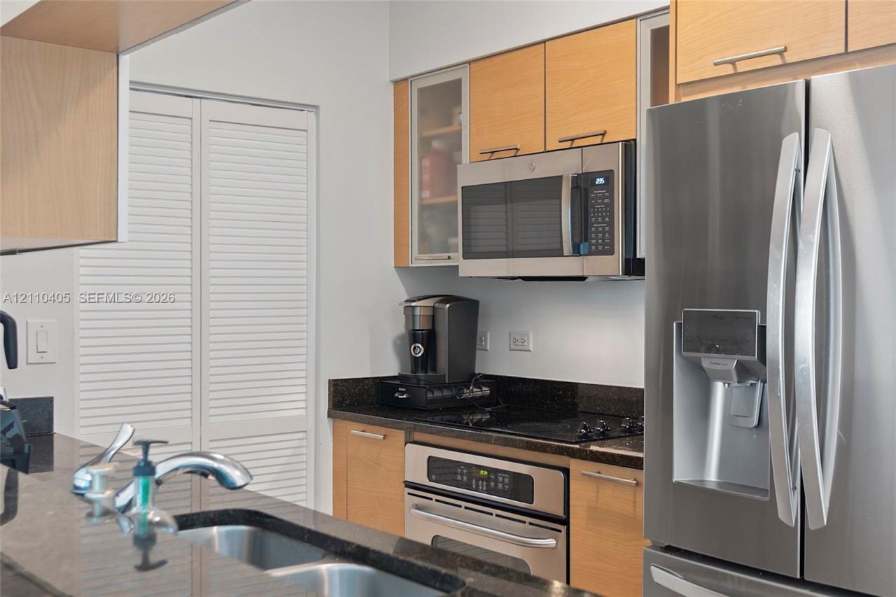 31 SE 5th St , Unit 3516, Miami, FL 33131 Photo