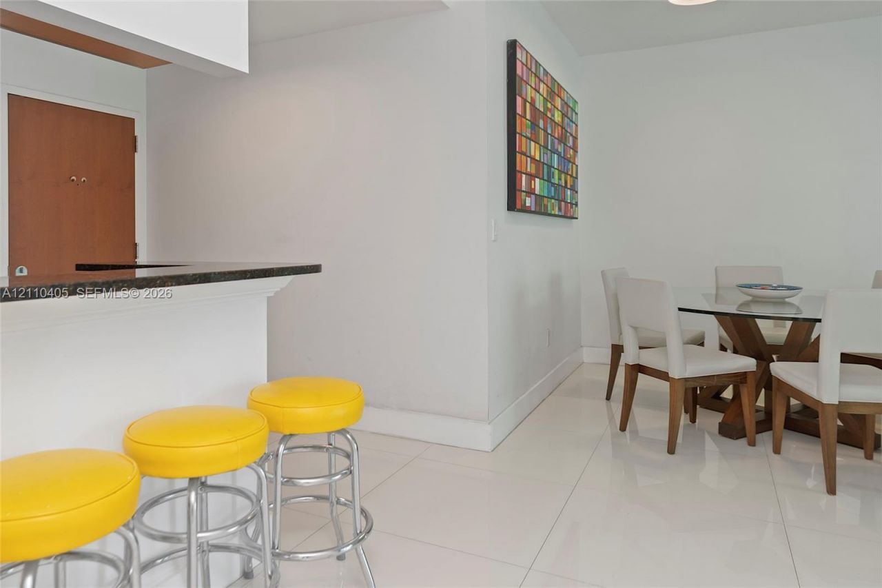 31 SE 5th St , Unit 3516, Miami, FL 33131 Photo