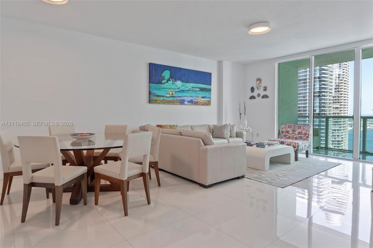 31 SE 5th St , Unit 3516, Miami, FL 33131 Photo