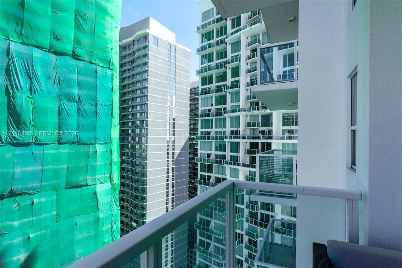 31 SE 5th St , Unit 3516, Miami, FL 33131 Photo