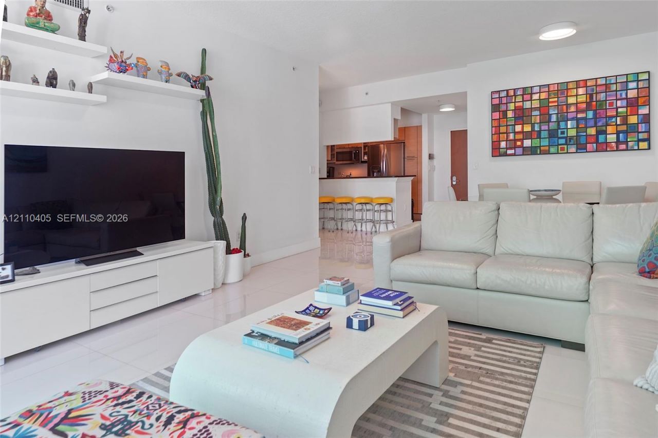 31 SE 5th St , Unit 3516, Miami, FL 33131 Photo
