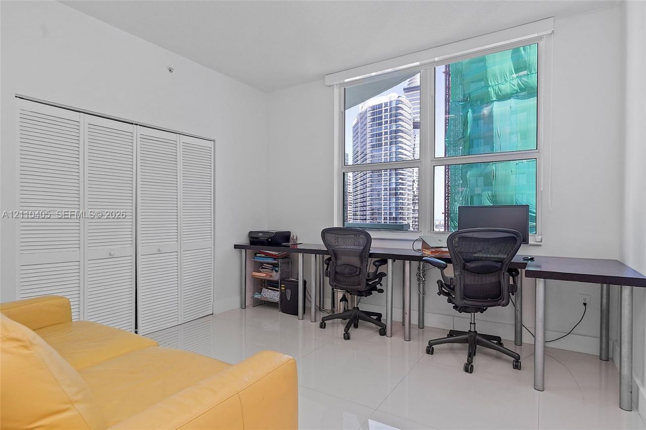 31 SE 5th St , Unit 3516, Miami, FL 33131 Photo