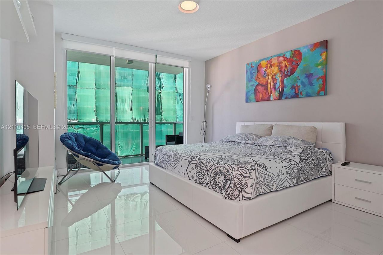 31 SE 5th St , Unit 3516, Miami, FL 33131 Photo