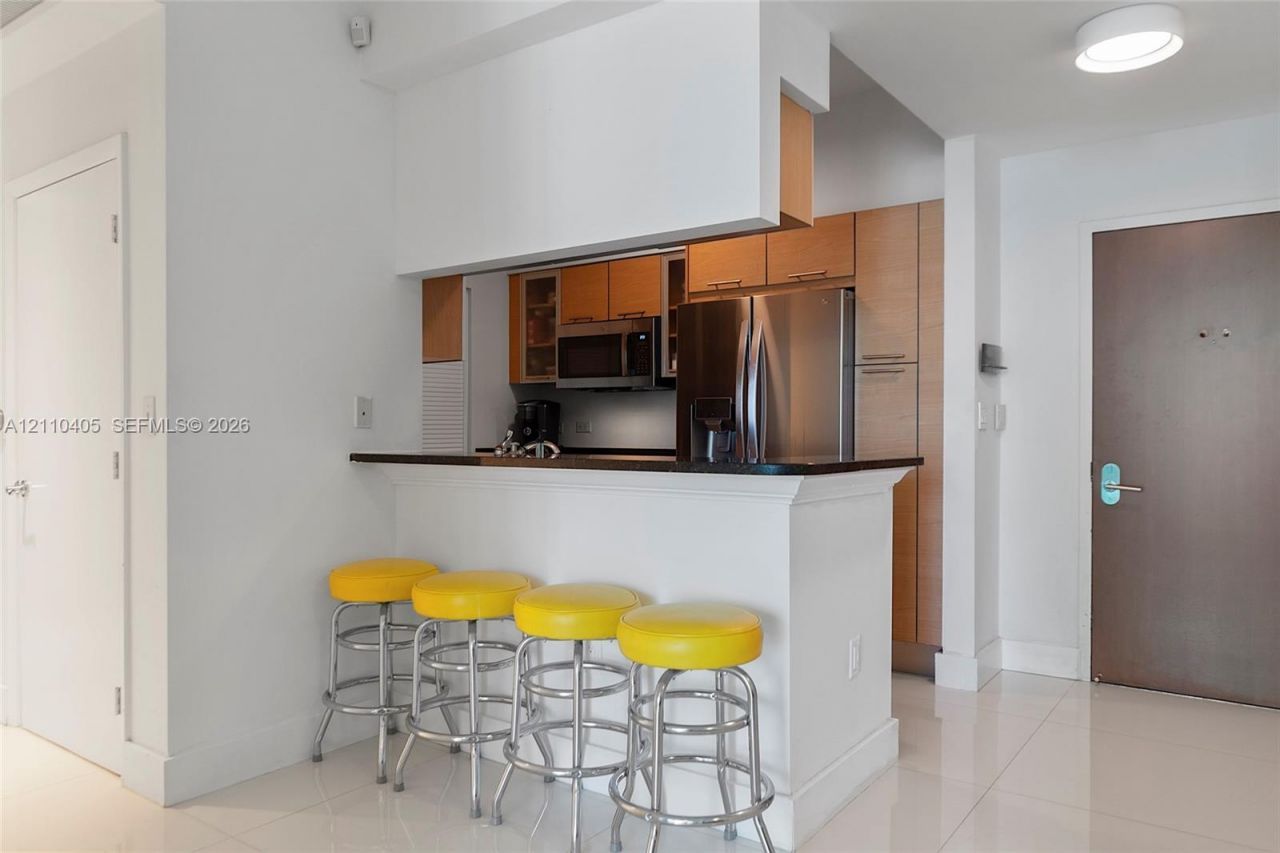 31 SE 5th St , Unit 3516, Miami, FL 33131 Photo