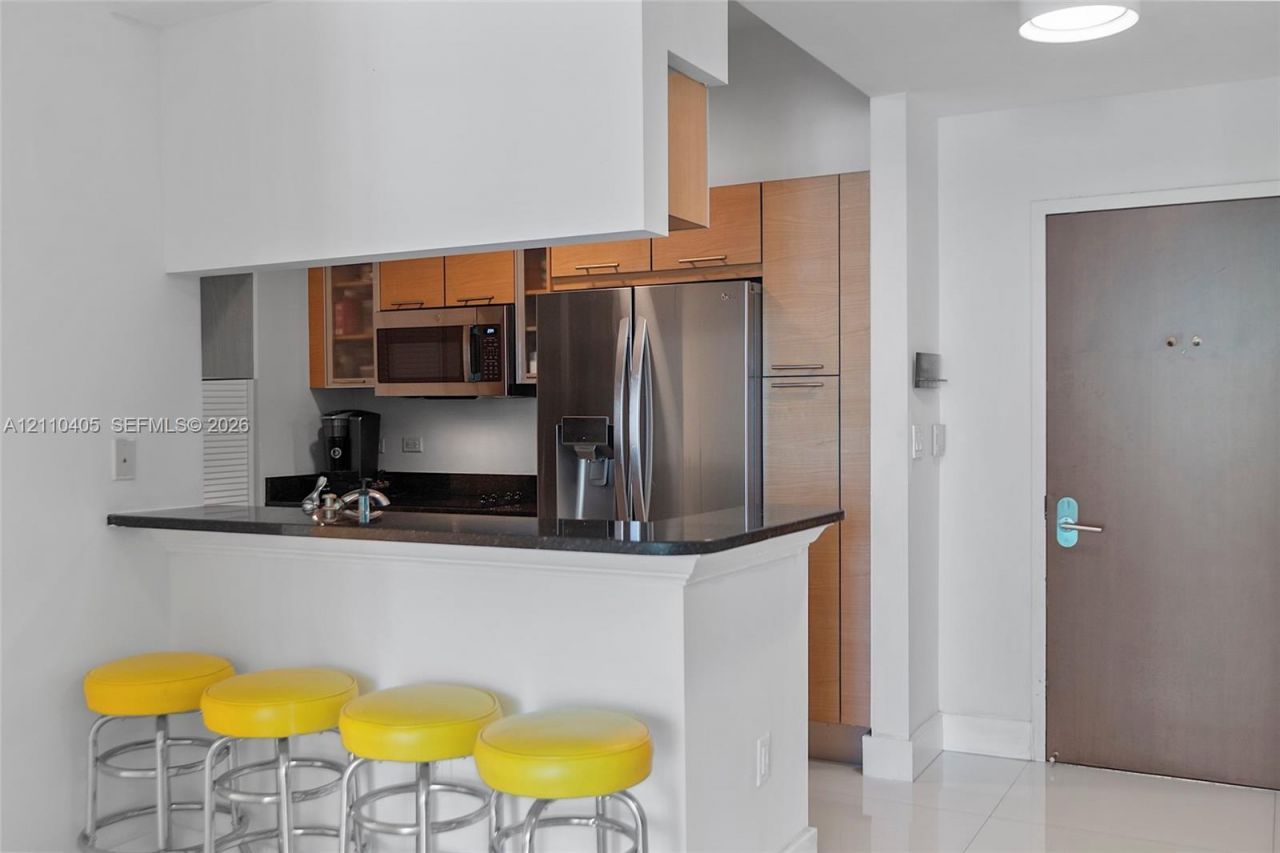 31 SE 5th St , Unit 3516, Miami, FL 33131 Photo