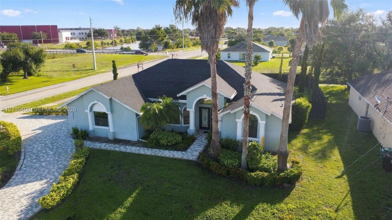 3401 SW San Benito St , Port Saint Lucie, FL 34953 Photo