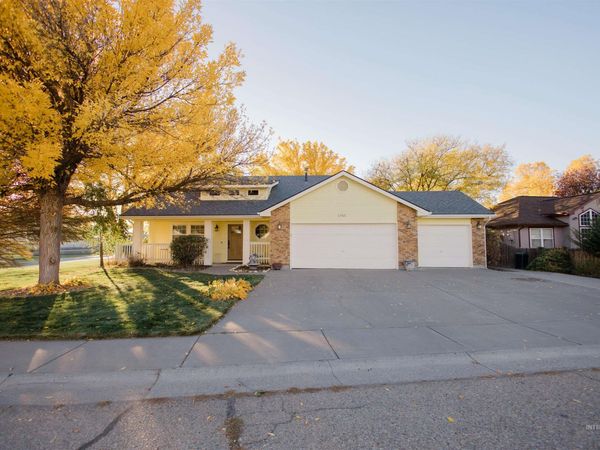 1765 Knight Ct, Mountain Home, ID 83647