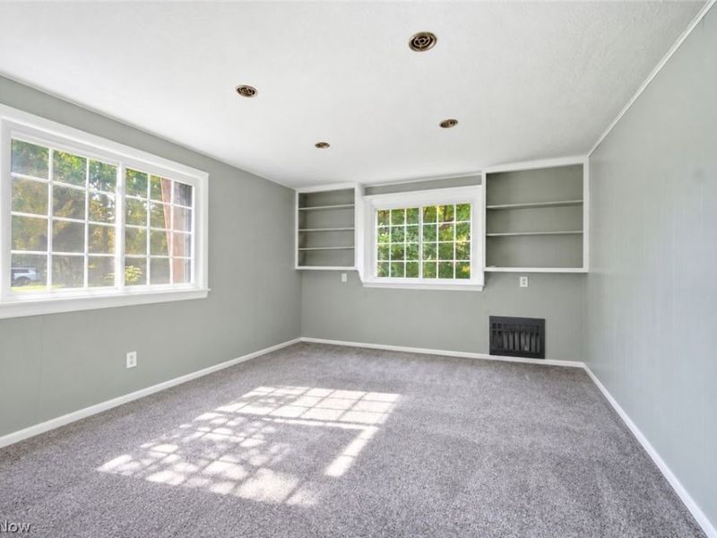 2320 Wrenford Road, University Heights, OH 44118 Photo 12