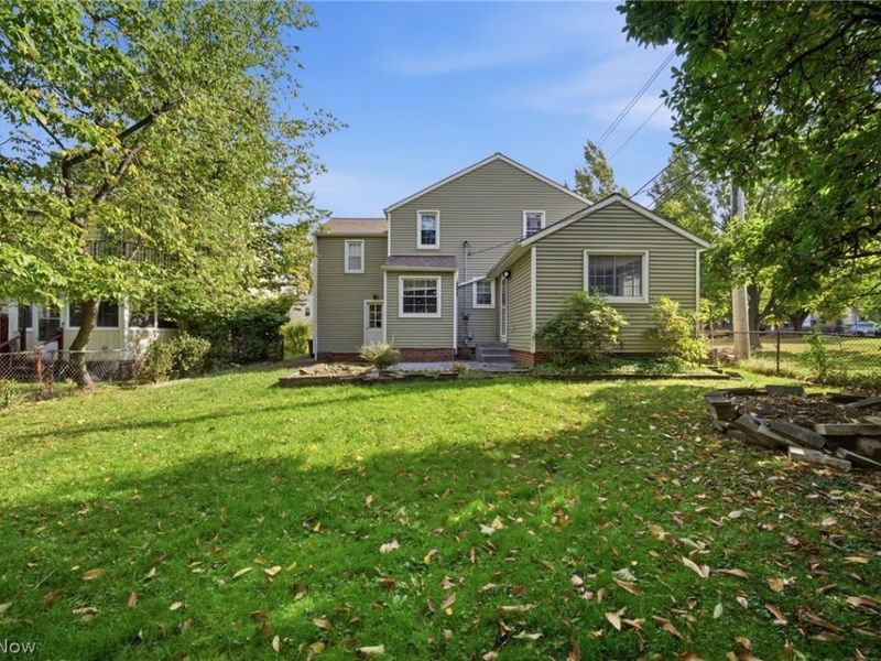 2320 Wrenford Road, University Heights, OH 44118 Photo 5