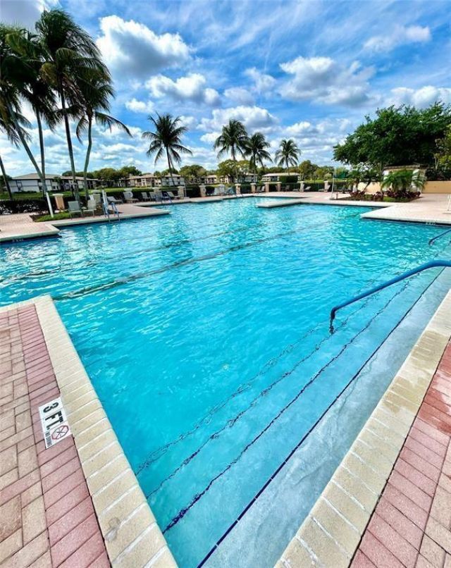 7930 Exeter Circle W, Tamarac, FL 33321 Photo