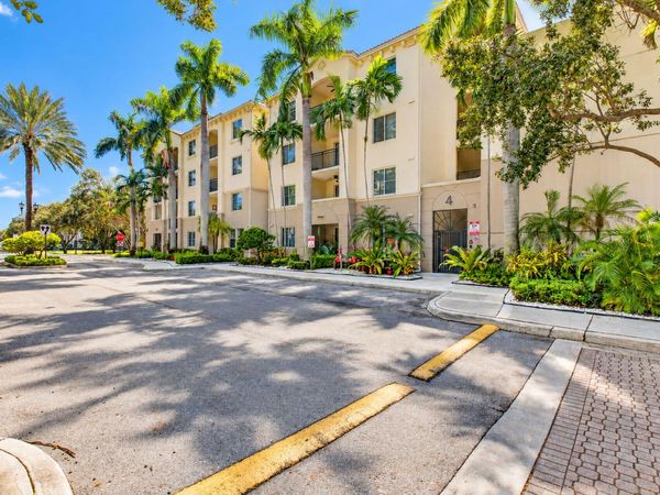 4 Renaissance Way, Unit 4214, Boynton Beach, FL 33426