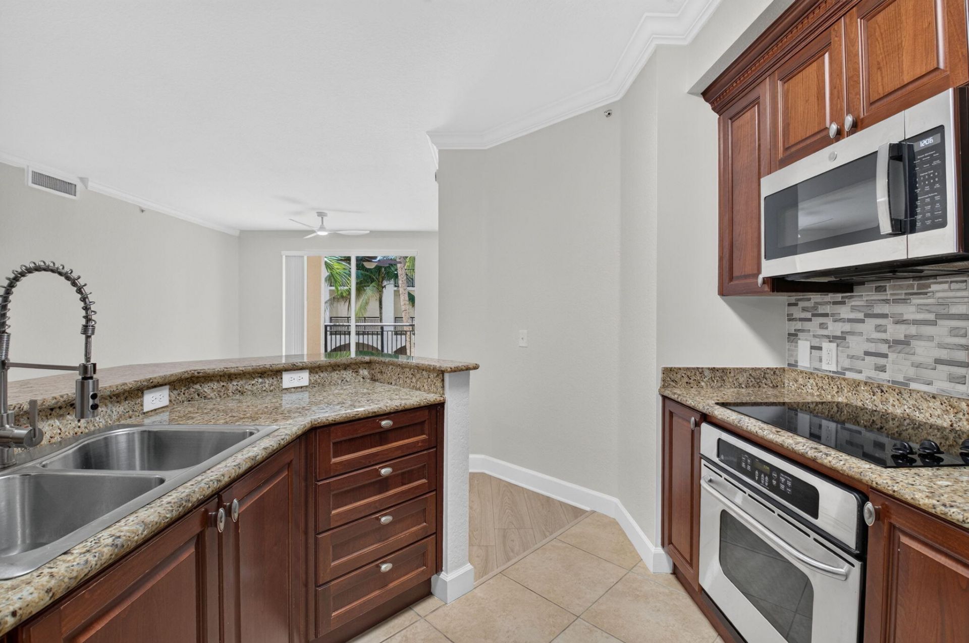4 Renaissance Way, Unit 4214, Boynton Beach, FL 33426 Photo