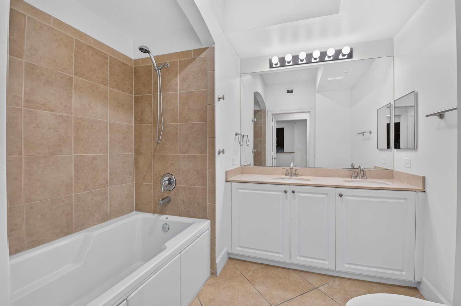4 Renaissance Way, Unit 4214, Boynton Beach, FL 33426 Photo