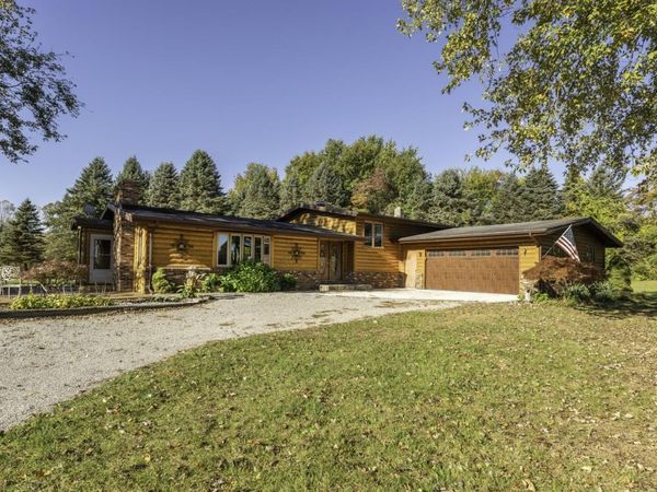 3806 Anders Road, Petersburg, MI 49270