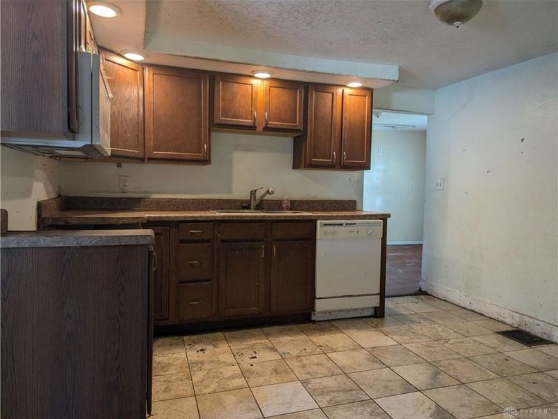 2744 Sunset Avenue, Springfield, OH 45505 Photo 6